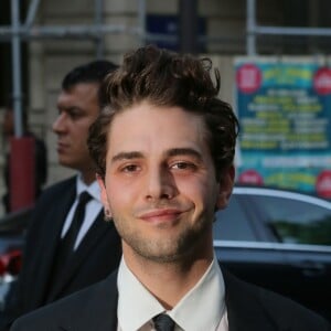 Xavier Dolan arrive à la soirée "Vogue Paris Foundation Gala" au palais Galliera à Paris, le 6 juillet 2015.