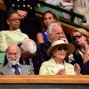 Gill Brook, le prince Michael de Kent, son épouse et Frederick Windsor au tournoi de Wimbledon à Londres, le 8 juillet 2015.