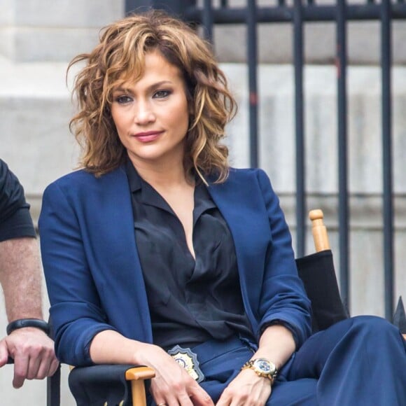 Jennifer Lopez sur le tournage de la série "Shades of Blue" à New York, le 15 juin 2015.  