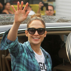 Jennifer Lopez quitte le tournage de la série "Shades of Blue" à New York, le 15 juin 2015. 