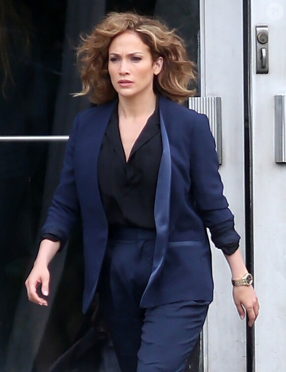 Jennifer Lopez sur le tournage du film " Shades of blue " à New York Le 05 Juin 2015  