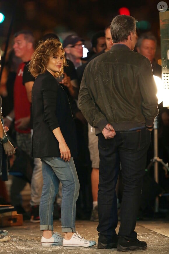 Jennifer Lopez sur le tournage de 'Shades of Blue' à New York City, le 10 juin 2015avec Ray Liotta