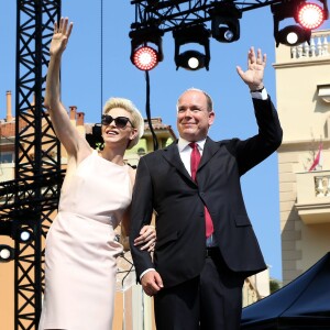 La princesse Charlène et le prince Albert II de Monaco - Premier jour des célébrations des 10 ans de règne du prince Albert II de Monaco à Monaco, le 11 juillet 2015.  First Day of the 10th Anniversary on the Throne Celebrations in Monaco on July 11, 201511/07/2015 - Monte-Carlo