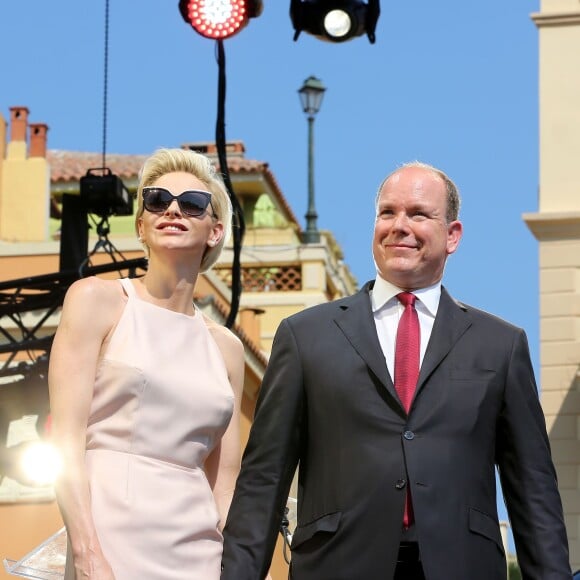 La princesse Charlène et le prince Albert II de Monaco - Premier jour des célébrations des 10 ans de règne du prince Albert II de Monaco à Monaco, le 11 juillet 2015.  First Day of the 10th Anniversary on the Throne Celebrations in Monaco on July 11, 201511/07/2015 - Monte-Carlo