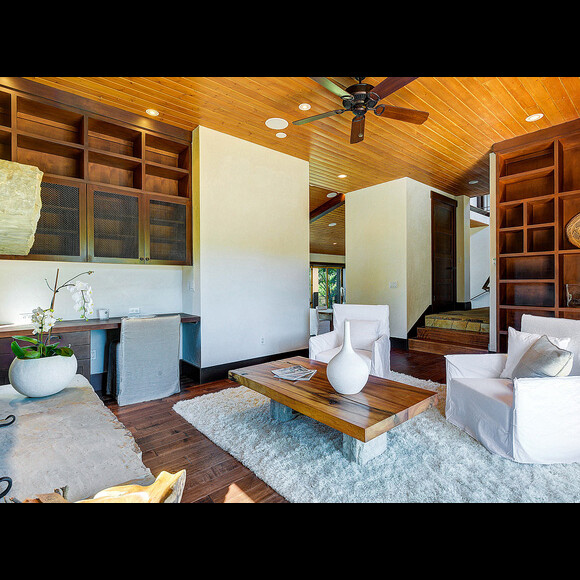La chanteuse Pink et son mari Carey Hart mettent en vente leur somptueuse demeur de Malibu / photo postée par l'agence immobilière MLS au mois de juillet 2015.