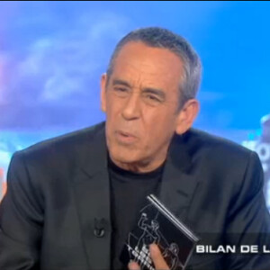 Thierry Ardisson présente SLT Summer 2015 sur Canal+, le samedi 18 juillet 2015.