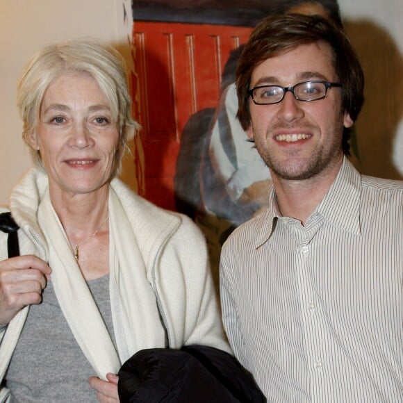 Françoise Hardy et son fils Thomas Dutronc lors d'un concert d'Henri Salvador au Palais des Congrès à Paris le 21 décembre 2007