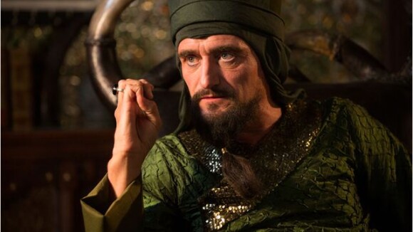 Kev Adams laisse la place au méchant Jean-Paul Rouve dans ''Aladin''