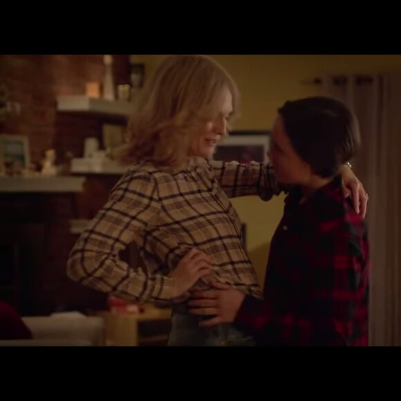 Julianne Moore et Ellen Page dans Freeheld (capture d'écran)