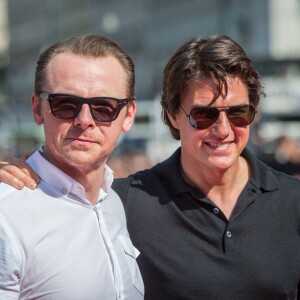 Simon Pegg et Tom Cruise - Première du film "Mission Impossible - Rogue Nation" à Vienne en Autriche le 23 juillet 2015.