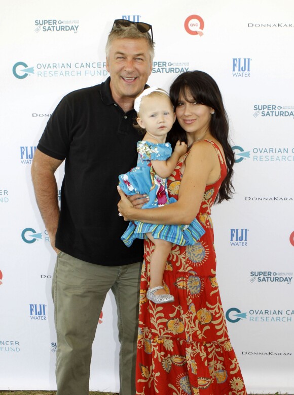 Alec Baldwin, sa femme Hilaria Thomas et leur fille Carmen Baldwin - People à l'événement caritatif "Ovarian Cancer Research Fund's Super Saturday" à Water Mill le 25 juillet 2015.
