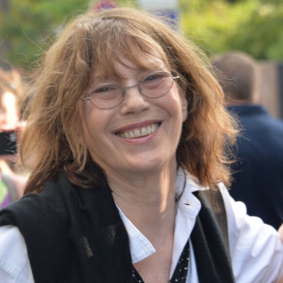 Jane Birkin - Arrivée des people au défilé Saint Laurent Homme collection Printemps-Eté 2016 au Carreau du Temple lors de la Fashion Week à Paris, le 28 juin 2015.