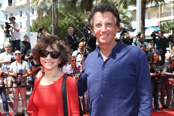 Jack Lang et sa femme Monique - Montée des marches du film "Valley of Love" lors du 68e Festival International du Film de Cannes, à Cannes le 22 mai 2015.