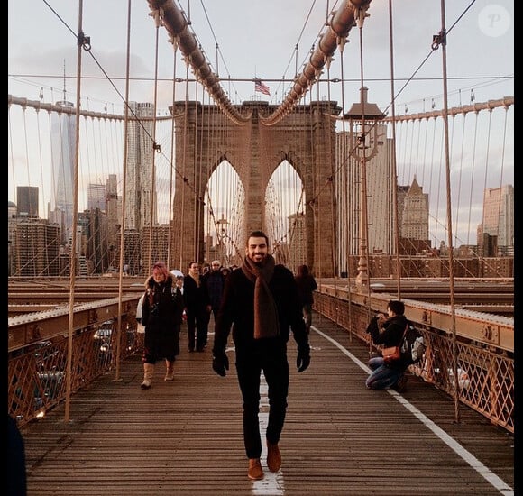 Nyle DiMarco a ajouté une photo de lui sur son compte Instagram. Il est le premier candidat sourd à participer à l'émission America's Next Top Model mais vu sa plastique de rêve, il a toutes ses chances pour remporter la compétition.