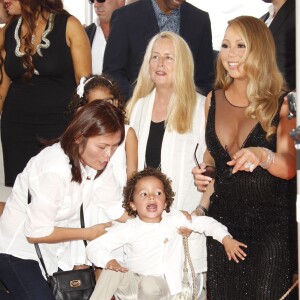 Mariah Carey et ses enfants Moroccan Cannon et Monroe Cannon - Mariah Carey reçoit son étoile sur le Walk of Fame à Hollywood, le 5 août 2015.  