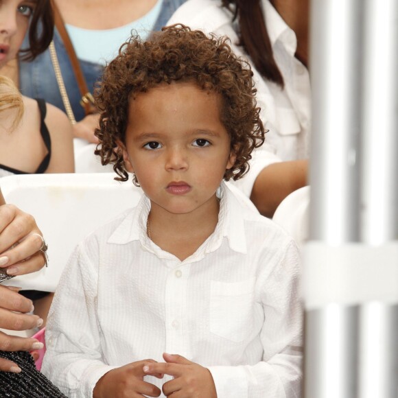 Moroccan Cannon - Mariah Carey reçoit son étoile sur le Walk of Fame à Hollywood, le 5 août 2015.  