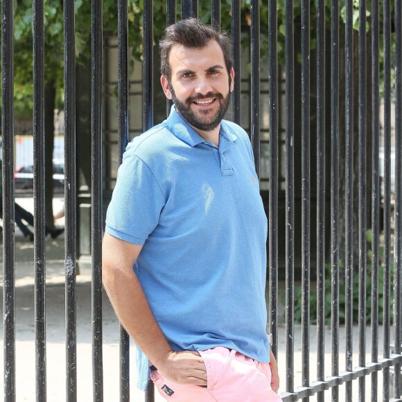 Exclusif - Rendez-vous avec Laurent Ournac, qui a perdu 45kg, place des Vosges à Paris. Le 2 juillet 2015.