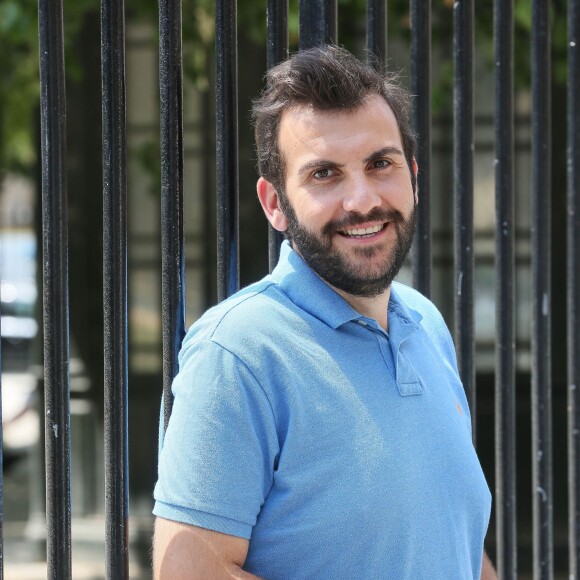 Exclusif - Rendez-vous avec Laurent Ournac, qui a perdu 45kg, place des Vosges à Paris. Le 2 juillet 2015.