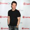 Mark Wahlberg - People à la soirée d'ouverture du CinemaCon - Paramount 2014 au Caesars Palace à Las Vegas. Le 24 mars 2014. Il travaillait sur le tournage du film Deepwater Horizon avec Shawn Robison.