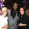 Sera Cahoone (photo de son compte Instagram), artiste de Seattle, s'est fiancée avec sa compagne la footballeuse Megan Rapinoe (à gauche) début août 2015. Les deux femmes ont rencontré la star du foot US Richard Sherman lors des ESPY Awards.