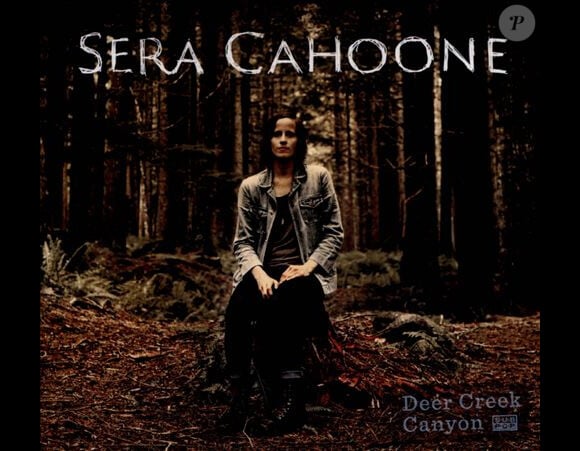 Album Deer Creek Canyon de Sera Cahoone, qui s'est fiancée en août 2015 avec sa compagne la footballeuse Megan Rapinoe.