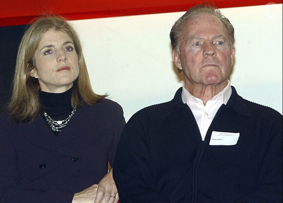 Caroline Schloberg et Frank Gifford à New York le 26 février 2003.