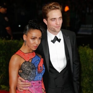 FKA Twigs, Robert Pattinson à New York le 4 mai 2015.