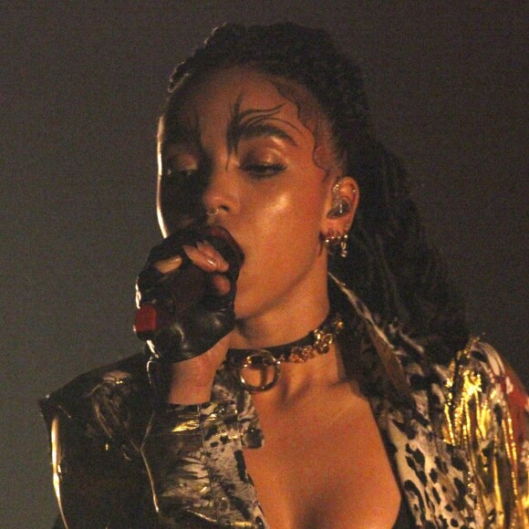 FKA Twigs en concert au Casino de Paris le 4 mars 2015 à Paris