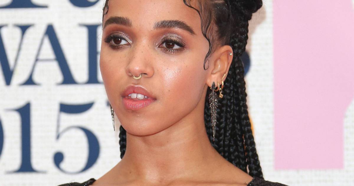 Fka Twigs Soirée Des Brit Awards 2015 à Londres Le 25 Février 2015 Purepeople 5789