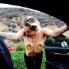 Miley Cyrus topless / photo postée sur le compte Instagram de la chanteuse au mois d'août 2015