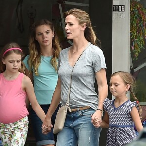 Jennifer Garner continue le tournage du film "Miracles From Heaven" à Atlanta, le 11 août 2015.