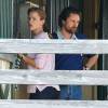 Jennifer Garner avec Martin Henderson sur le tournage du film "Miracles From Heaven" à Atlanta, le 11 août 2015.