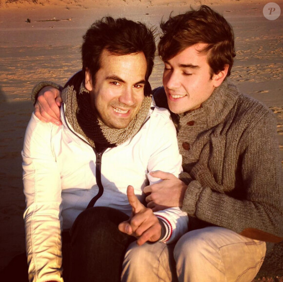 Alex Goude et son mari. Déclaration d'amour de Romain sur Instagram. Juillet 2015.