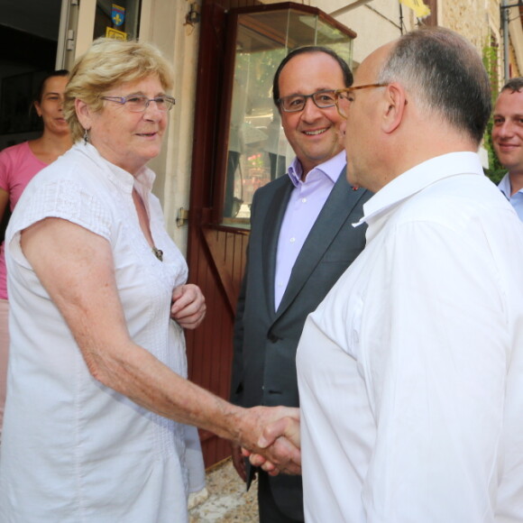 Exclusif :Le président François Hollande a fêté son anniversaire à Aiguines dans le Haut-Var, le 12 août 2015