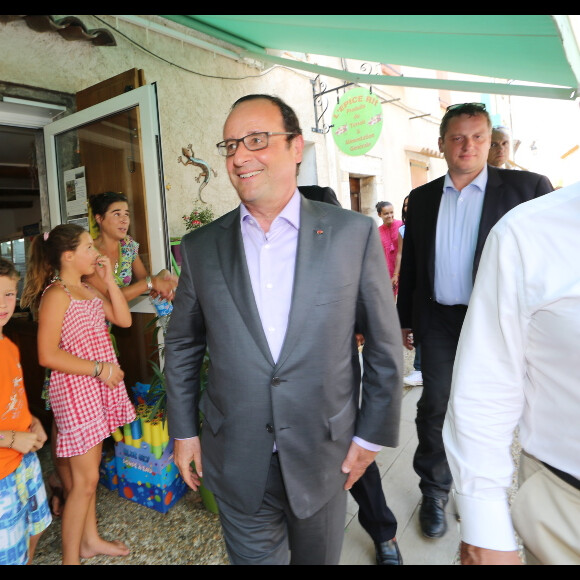 Exclusif : François Hollande a fêté son anniversaire à Aiguines dans le Haut-Var, le 12 août 2015