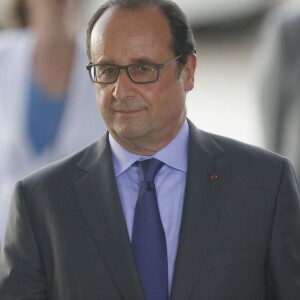 François Hollande sur la base militaire de Vélizy Villacoublay. Le 7 août 2015