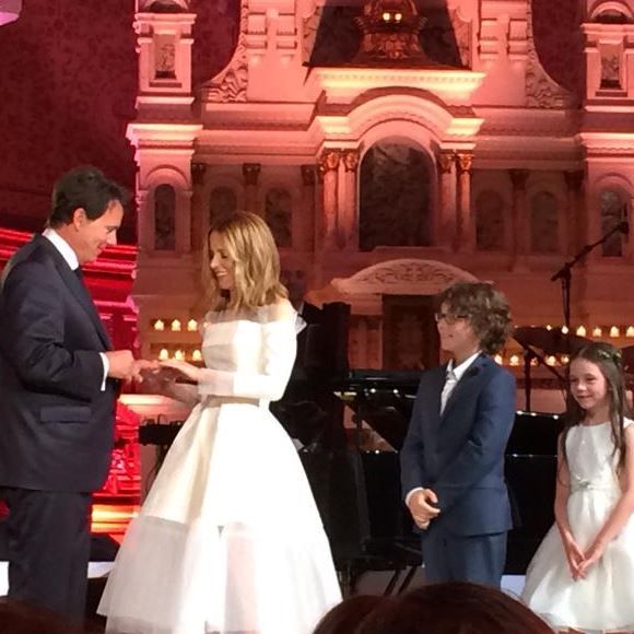 Mariage de Julie Snyder et Pierre Karl Péladeau, le 15 août 2015 à Québec. Photo Twitter de l'heureux marié.