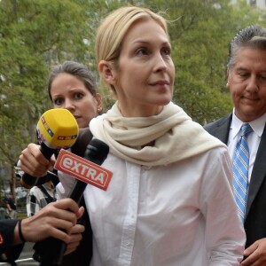 Kelly Rutherford arrive sans ses enfants au tribunal dans le quartier de Manhattan à New York, le 11 août 2015 