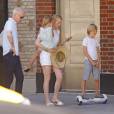 Exclusif - Kelly Rutherford se prom&egrave;ne avec ses enfants Hermes et Helena et son compagnon Tony Brand dans les rues de New York, le 31 juillet 2015  