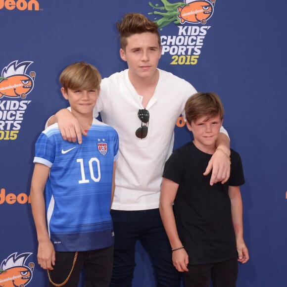 Romeo, Brooklyn et Cruz Beckham aux Nickelodeon Kids' Choice Sports Awards 2015 à Los Angeles.
