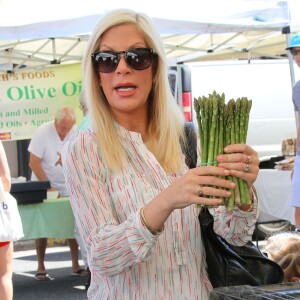 Tori Spelling au Farmers Market à Studio City, le 23 août 2015.