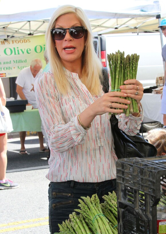 Tori Spelling au Farmers Market à Studio City, le 23 août 2015.