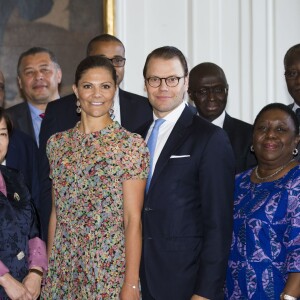 La princesse Victoria et le prince Daniel de Suède reçoivent en audience les ambassadeurs de l'Organisation des Nations unies (ONU) au palais royal à Stockholm, le 17 août 2015.