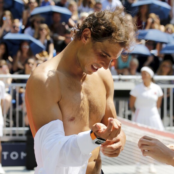 Rafael Nadal - Lancement de la ligne de vêtements "Tommy x Nadal" à New York le 25 août 2015 pendant le tournoi des célébrités de Bryant Park. Rafael Nadal et Tommy Hilfiger lancent une ligne de sous-vêtements, de vêtements sur-mesure et un parfum "TH Bold".  