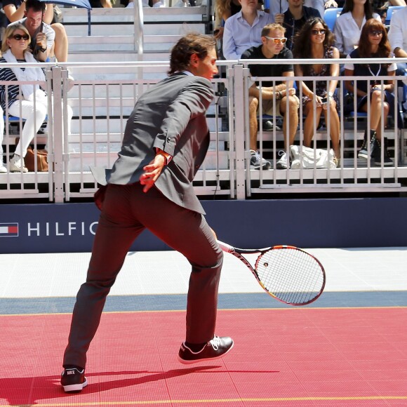 Rafael Nadal - Lancement de la ligne de vêtements "Tommy x Nadal" à New York le 25 août 2015 pendant le tournoi des célébrités de Bryant Park. Rafael Nadal et Tommy Hilfiger lancent une ligne de sous-vêtements, de vêtements sur-mesure et un parfum "TH Bold". 