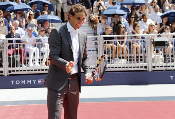 Rafael Nadal - Lancement de la ligne de vêtements "Tommy x Nadal" à New York le 25 août 2015 pendant le tournoi des célébrités de Bryant Park. Rafael Nadal et Tommy Hilfiger lancent une ligne de sous-vêtements, de vêtements sur-mesure et un parfum "TH Bold". ew York