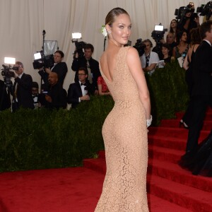 Candice Swanepoel au Met Gala 2015 à New York. Le 4 mai 2015.