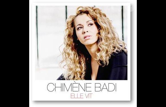 Chimène Badi publiera en septembre 2015 son sixième album, Au-delà des maux, dont est extrait le single Elle vit