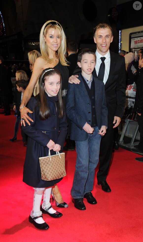 Phil Neville en famille - Première du film "The Class of 92" à Londres, le 1er décembre 2013.