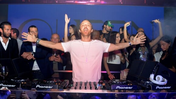 David Guetta, ému, fait danser mille clubbers à la réouverture du Queen